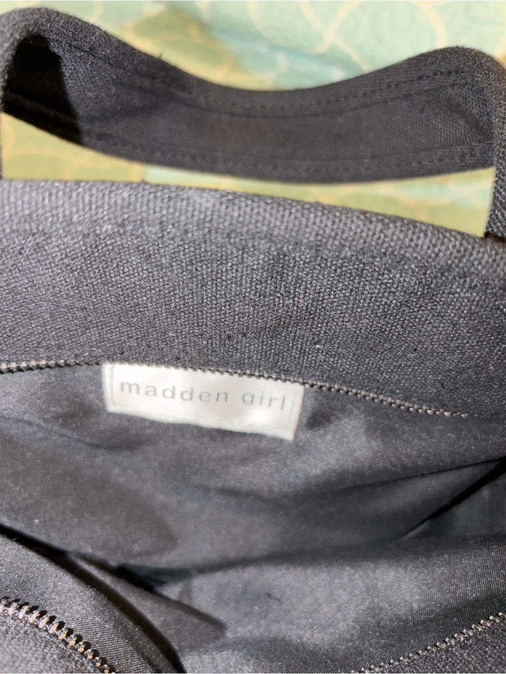 Madden Girl Black Canvas Messenger Tote - Picture 4 of 9